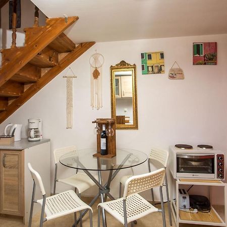 Ferienwohnung Anna'S House Chalki Town Exterior foto