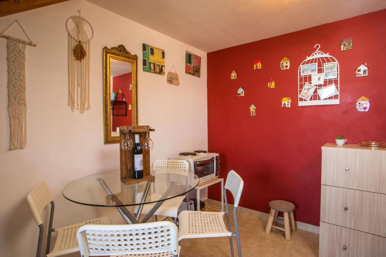 Ferienwohnung Anna'S House Chalki Town Exterior foto