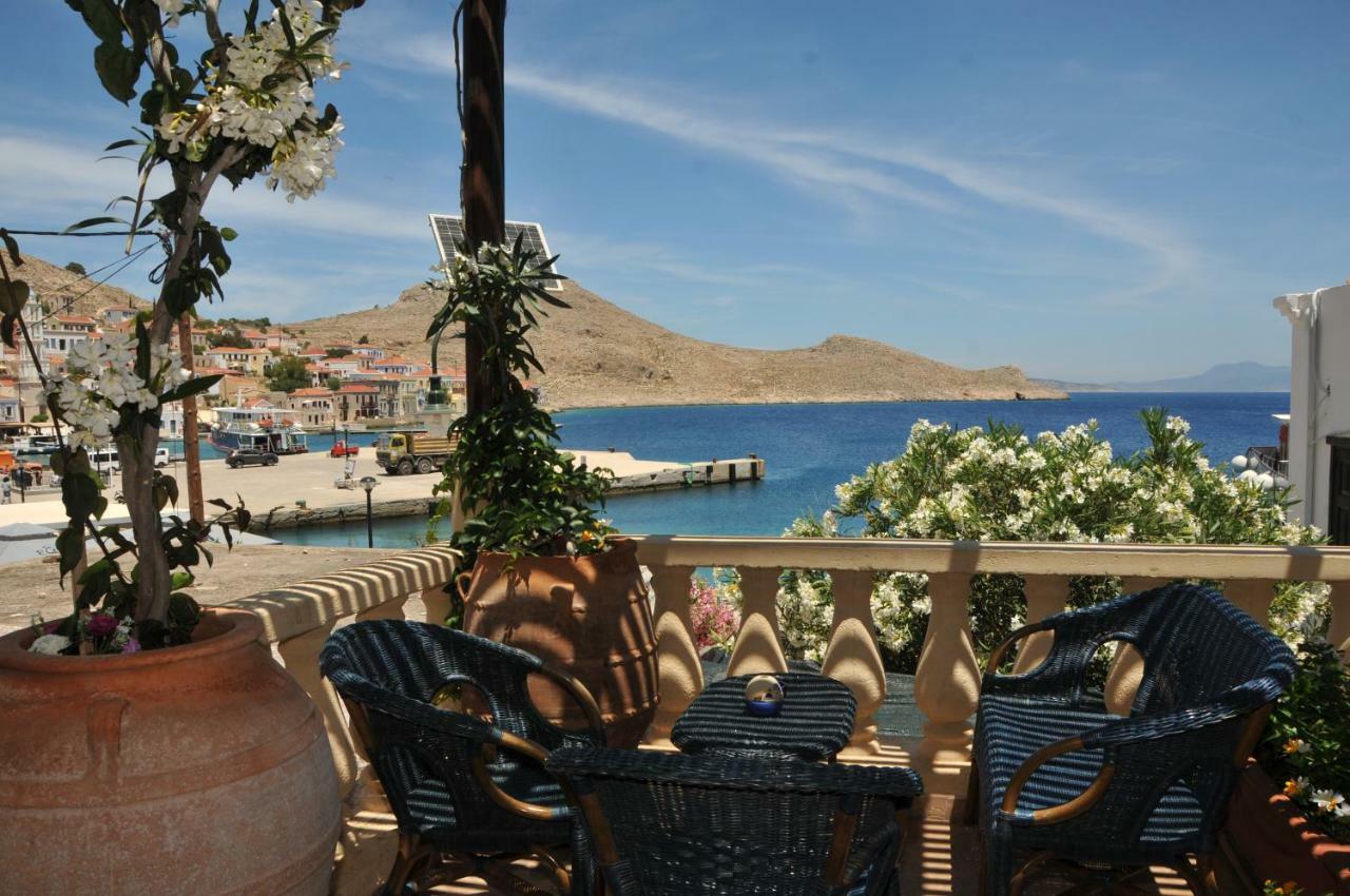Ferienwohnung Anna'S House Chalki Town Exterior foto